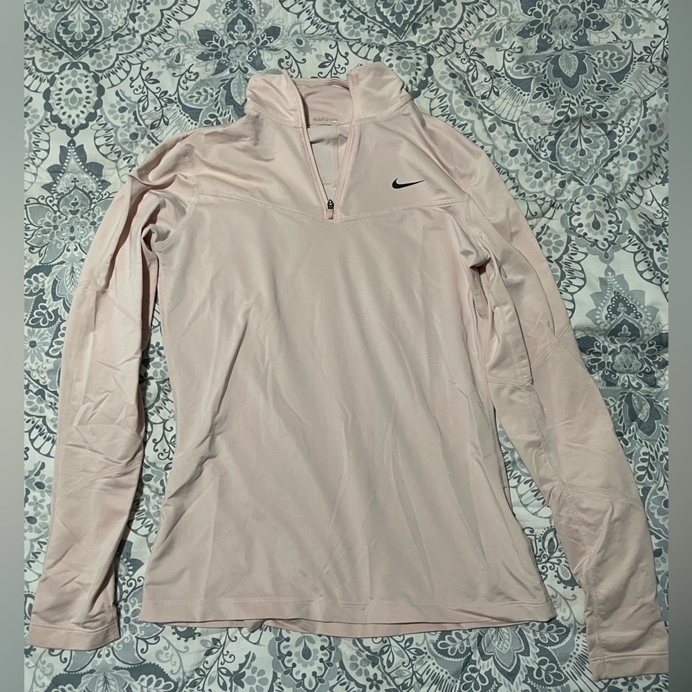 Nike dri-fit 1/2 zip sweater